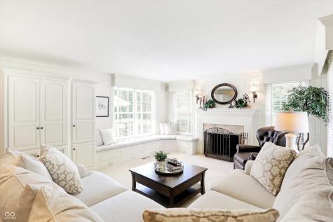 11469 Valley Meadow Drive Zionsville IN 46077