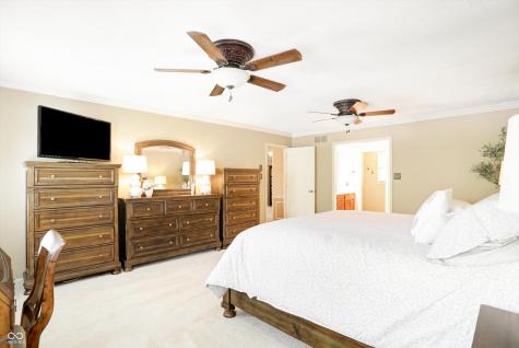 11469 Valley Meadow Drive Zionsville IN 46077