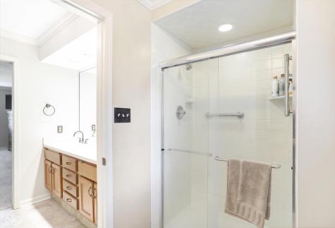 11469 Valley Meadow Drive Zionsville IN 46077