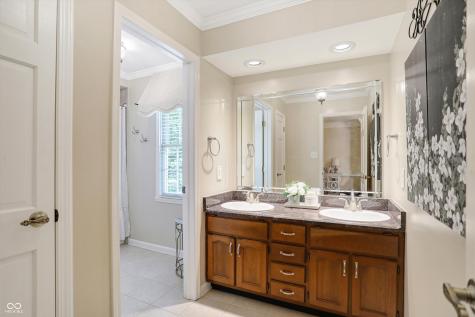 11469 Valley Meadow Drive Zionsville IN 46077
