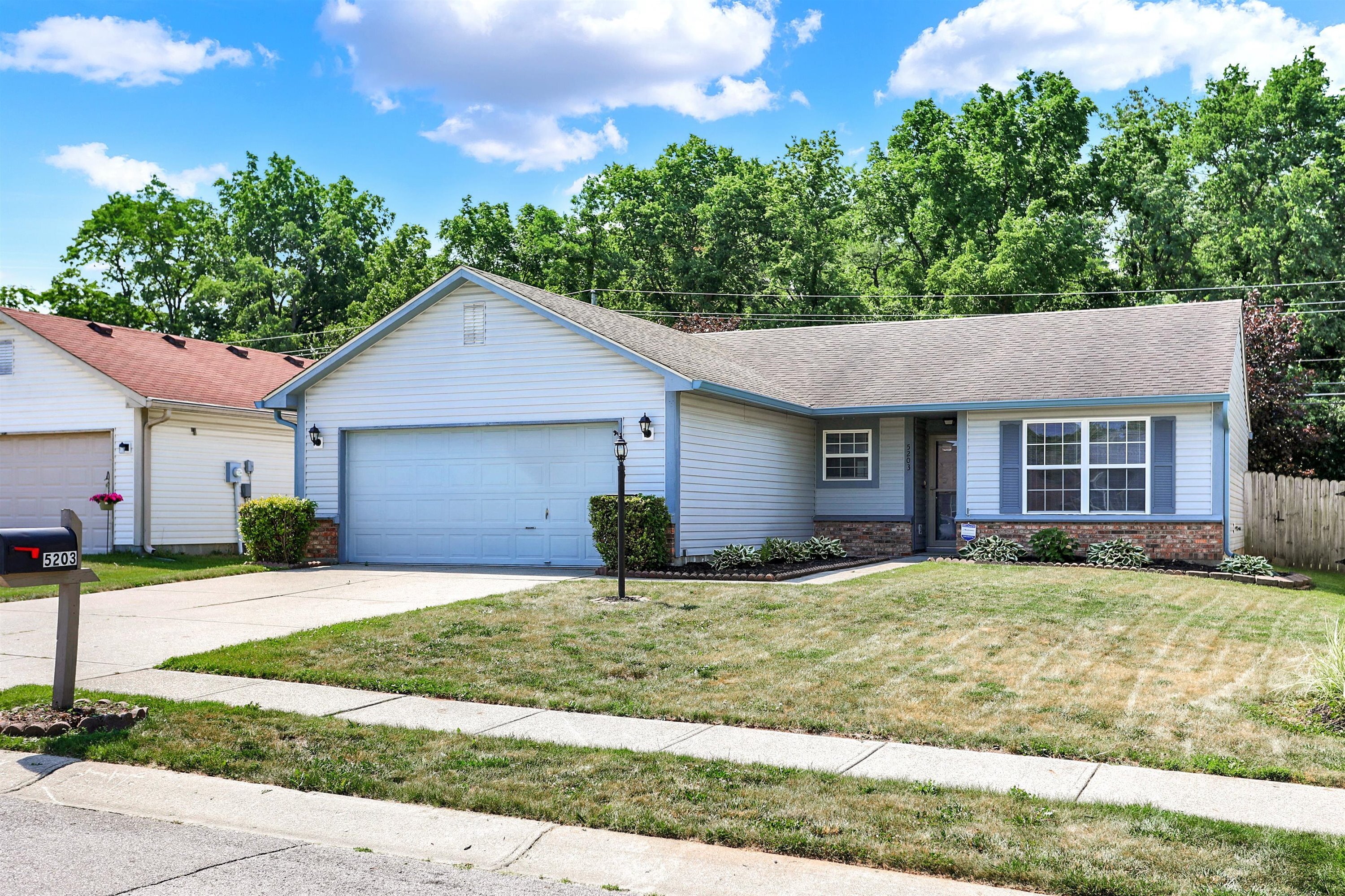 5203 Longmeadow Court Indianapolis IN 46221