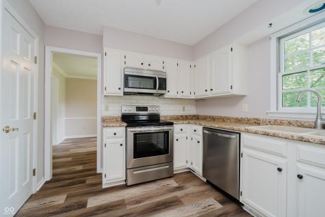 11975 Glen Cove Drive Indianapolis IN 46236