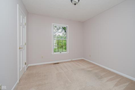 11975 Glen Cove Drive Indianapolis IN 46236