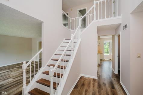 11975 Glen Cove Drive Indianapolis IN 46236