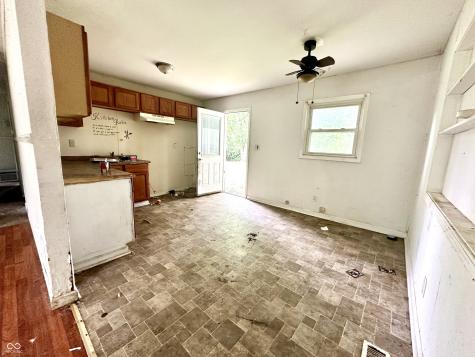 1933 Hartford Avenue Indianapolis IN 46231