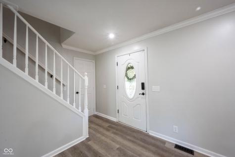 9861 Oakleaf Way Mccordsville IN 46055