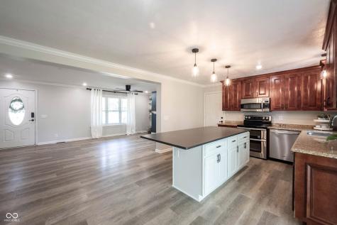 9861 Oakleaf Way Mccordsville IN 46055