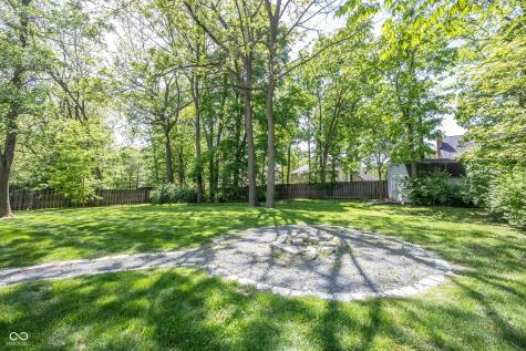 9861 Oakleaf Way Mccordsville IN 46055