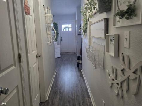 1046 Ebony Circle Franklin IN 46131