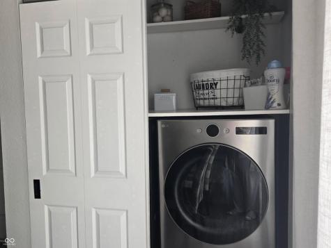 1046 Ebony Circle Franklin IN 46131