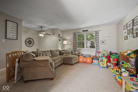 5537 Yeager Court Indianapolis IN 46237