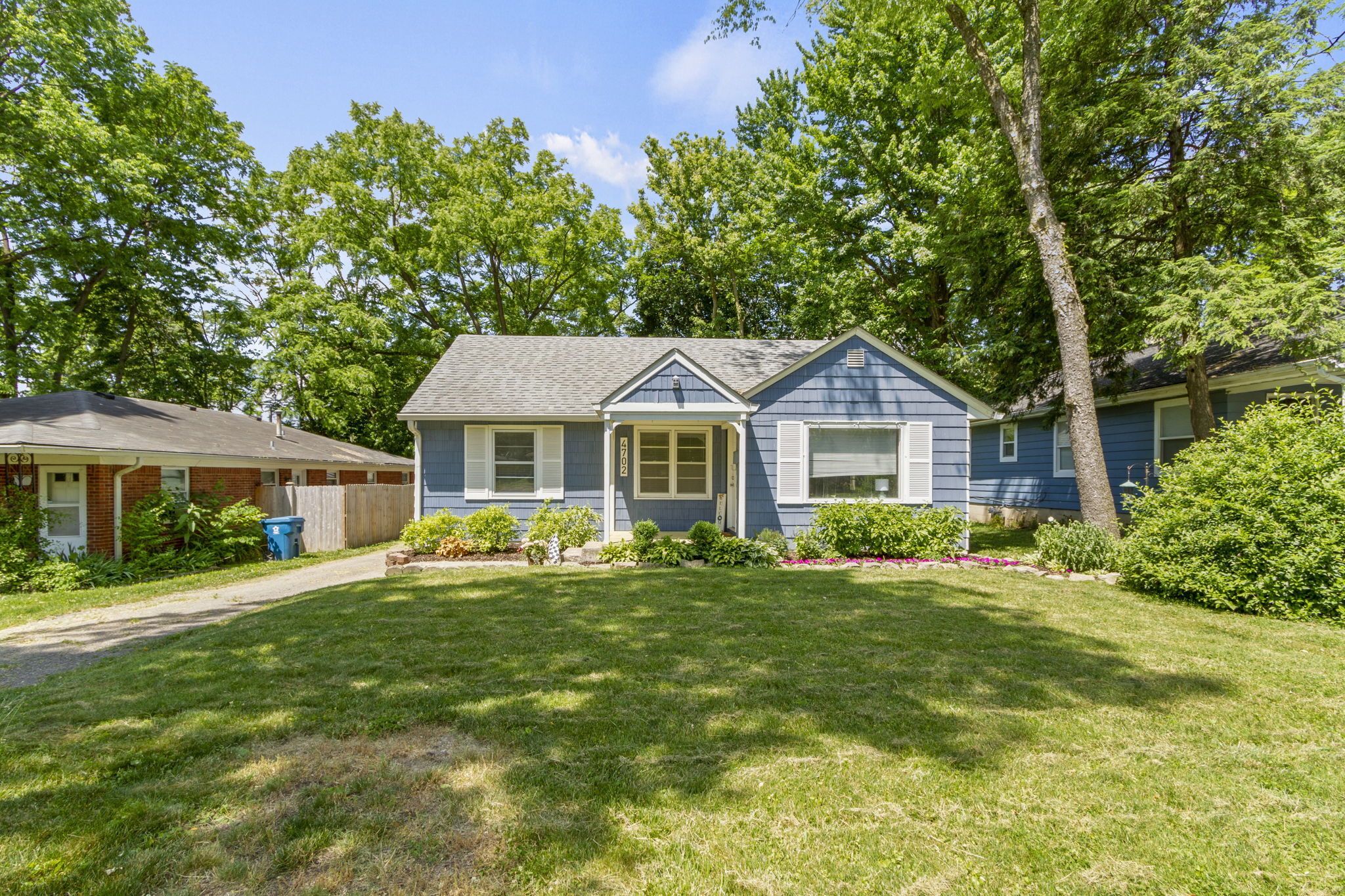 4702 Crestview Avenue Indianapolis IN 46205