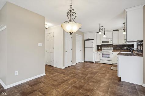 11880 Castlewood Circle Fishers IN 46037