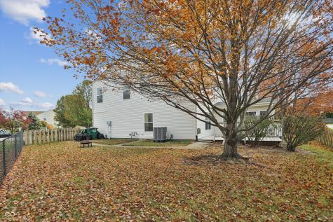 11880 Castlewood Circle Fishers IN 46037