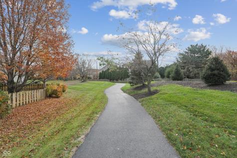 11880 Castlewood Circle Fishers IN 46037