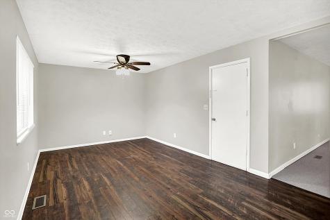 8833 Jackson Street Indianapolis IN 46231