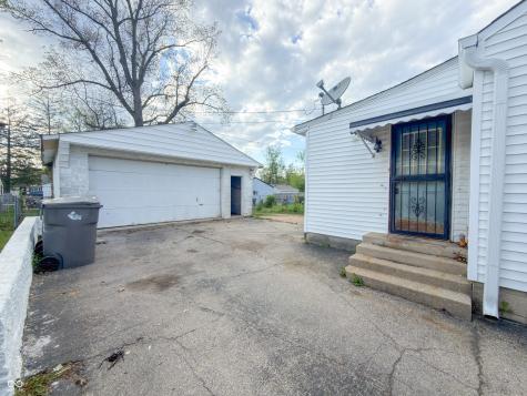3722 Wallace Avenue Indianapolis IN 46218