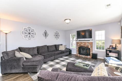 8313 Crystal Pointe Lane Indianapolis IN 46236