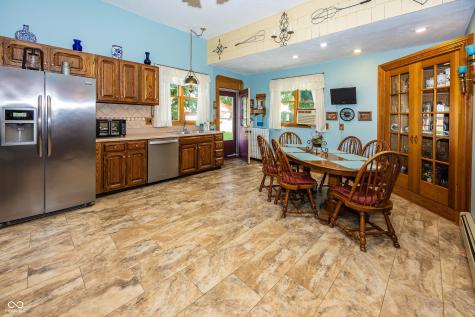 116 W Main Street Knightstown IN 46148