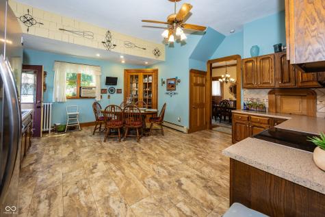 116 W Main Street Knightstown IN 46148