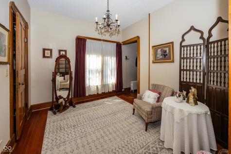 116 W Main Street Knightstown IN 46148