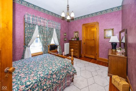 116 W Main Street Knightstown IN 46148