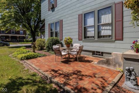116 W Main Street Knightstown IN 46148