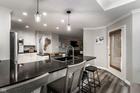 8475 Bluefin Circle Indianapolis IN 46236