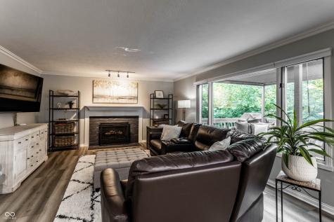 8475 Bluefin Circle Indianapolis IN 46236