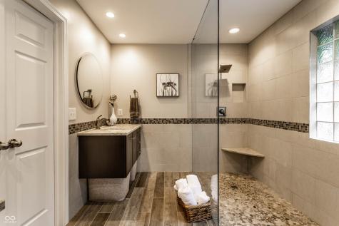 8475 Bluefin Circle Indianapolis IN 46236