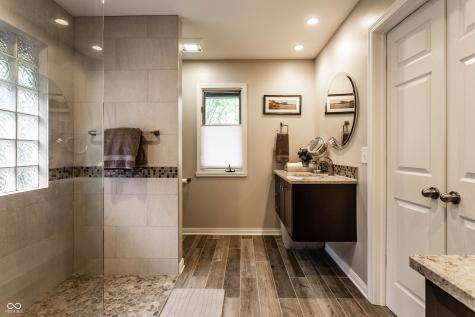 8475 Bluefin Circle Indianapolis IN 46236