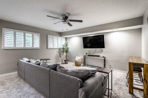 8475 Bluefin Circle Indianapolis IN 46236