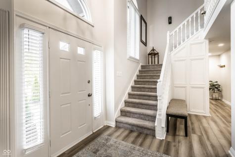 8475 Bluefin Circle Indianapolis IN 46236