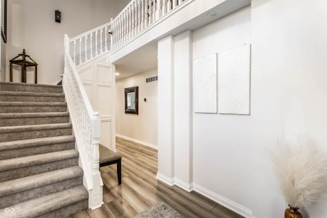 8475 Bluefin Circle Indianapolis IN 46236
