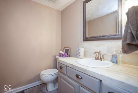 412 Woodland West Drive Greenfield IN 46140