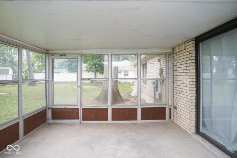 412 Woodland West Drive Greenfield IN 46140