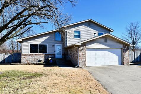 4945 Royal Orbit Court Indianapolis IN 46237