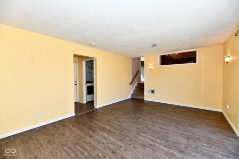 4945 Royal Orbit Court Indianapolis IN 46237