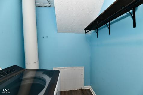 4945 Royal Orbit Court Indianapolis IN 46237