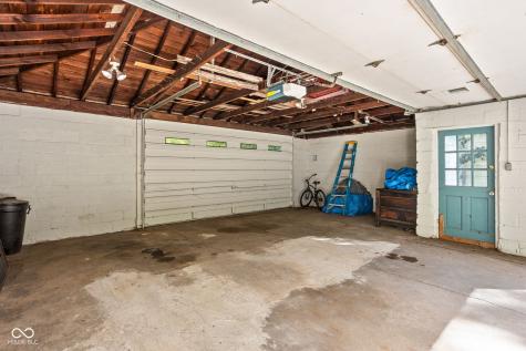 4643 Rookwood Avenue Indianapolis IN 46208