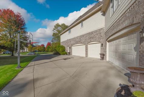 12989 Pontell Place Carmel IN 46074