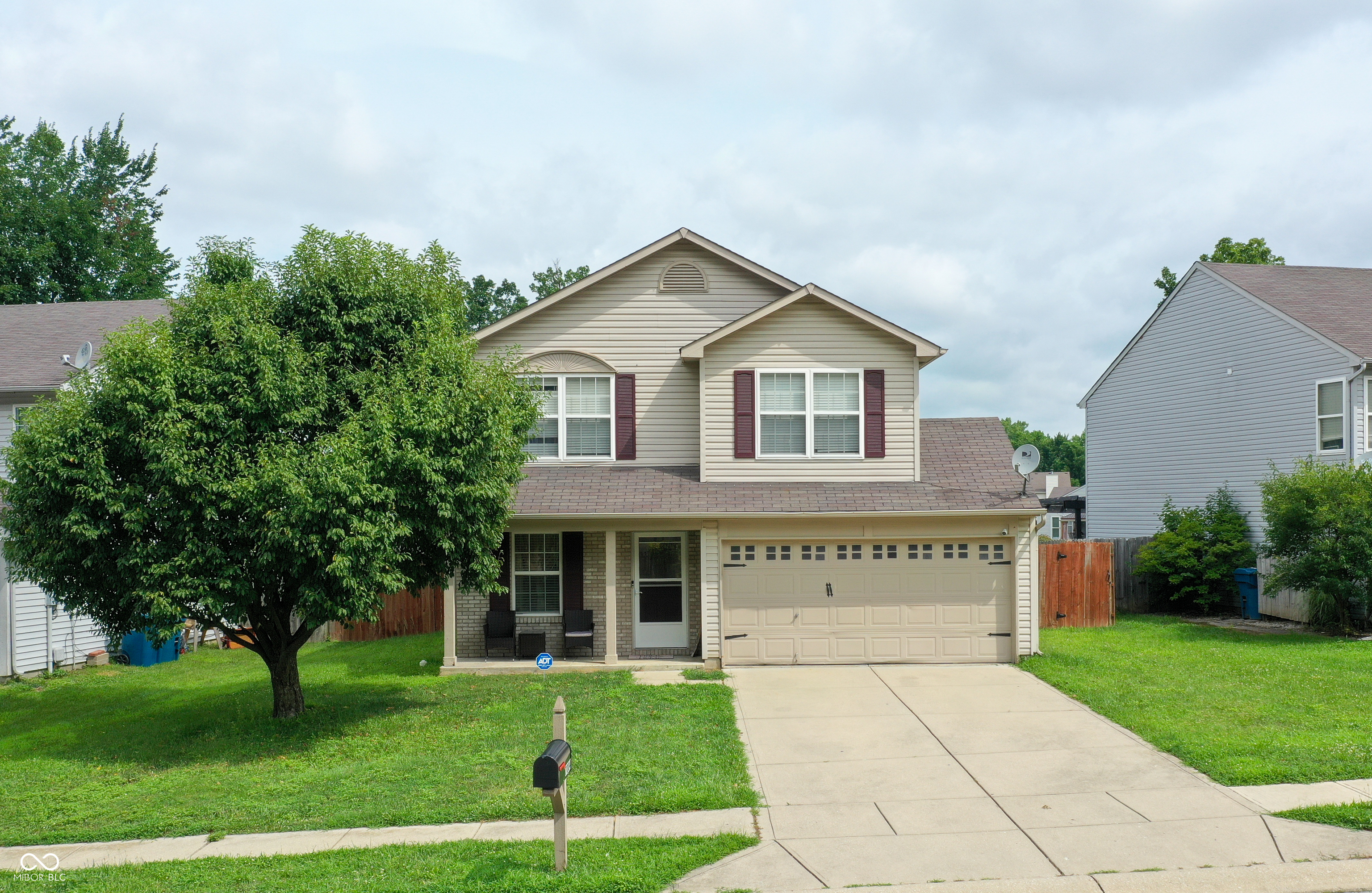 7004 Moon Court Indianapolis IN 46241