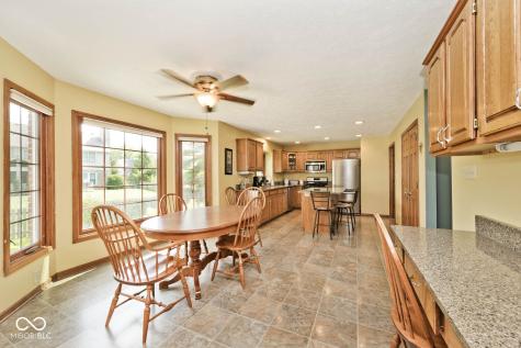 8251 Misty Cove Indianapolis IN 46236
