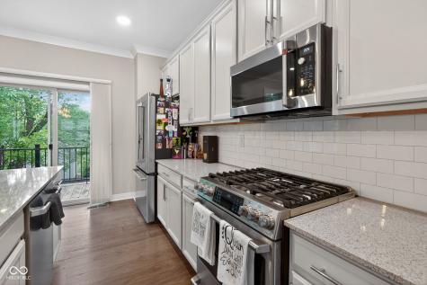 8232 Bostic Drive Fishers IN 46038