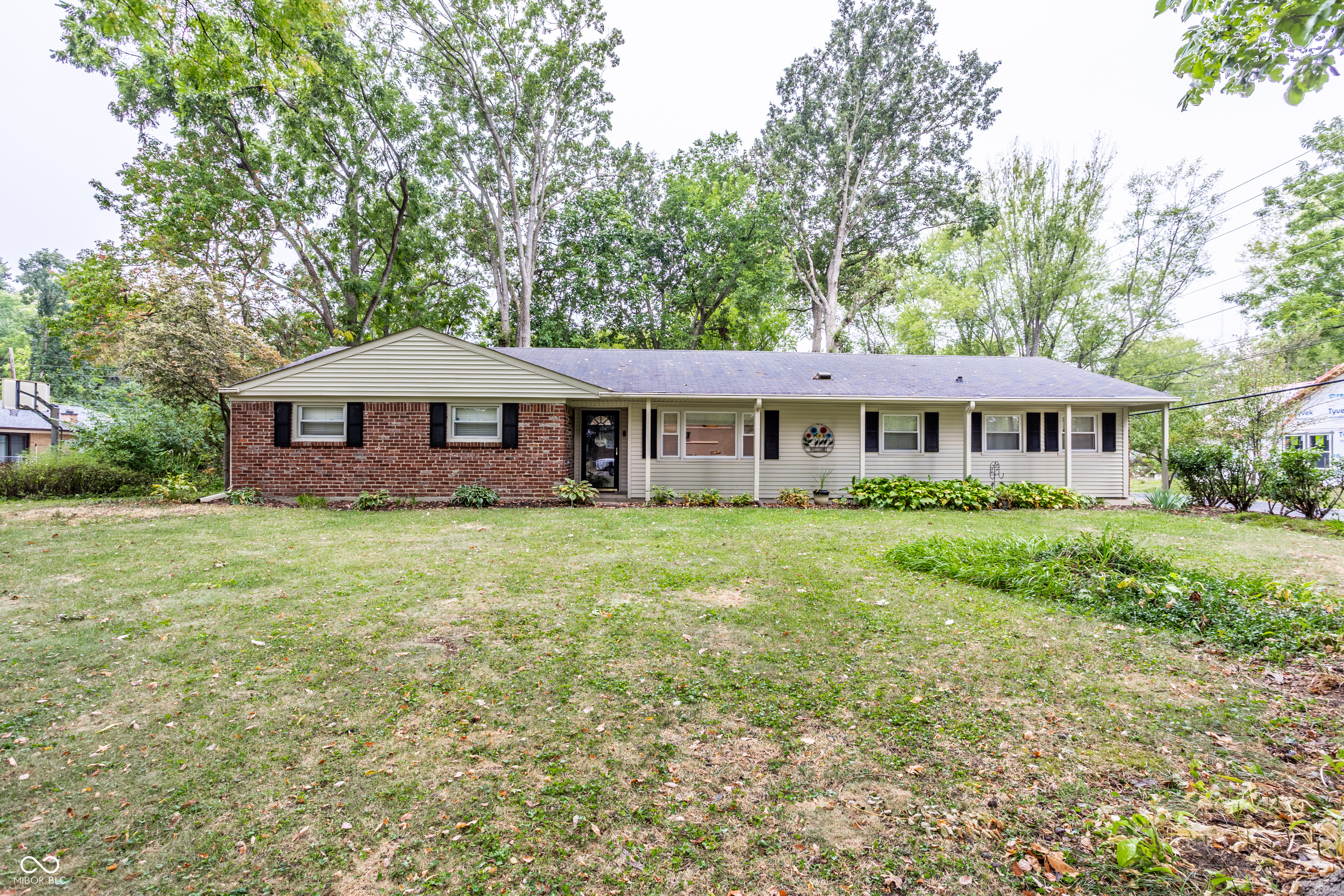 7458 Grandview Drive Indianapolis IN 46260
