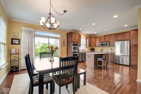 994 2nd Avenue NW Carmel IN 46032