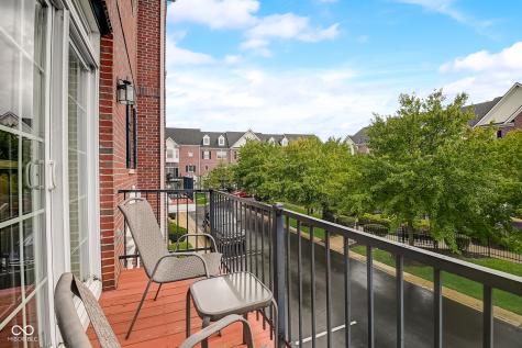 994 2nd Avenue NW Carmel IN 46032