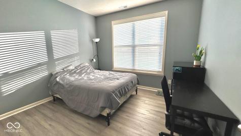 2125 Lakecrest Drive Columbus IN 47201