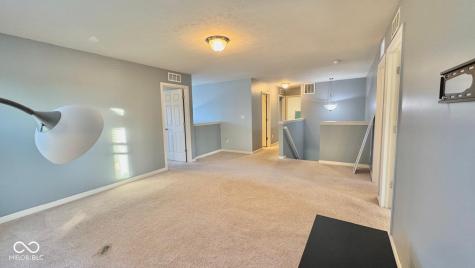 2125 Lakecrest Drive Columbus IN 47201