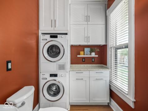 228 E 10th Street Indianapolis IN 46202